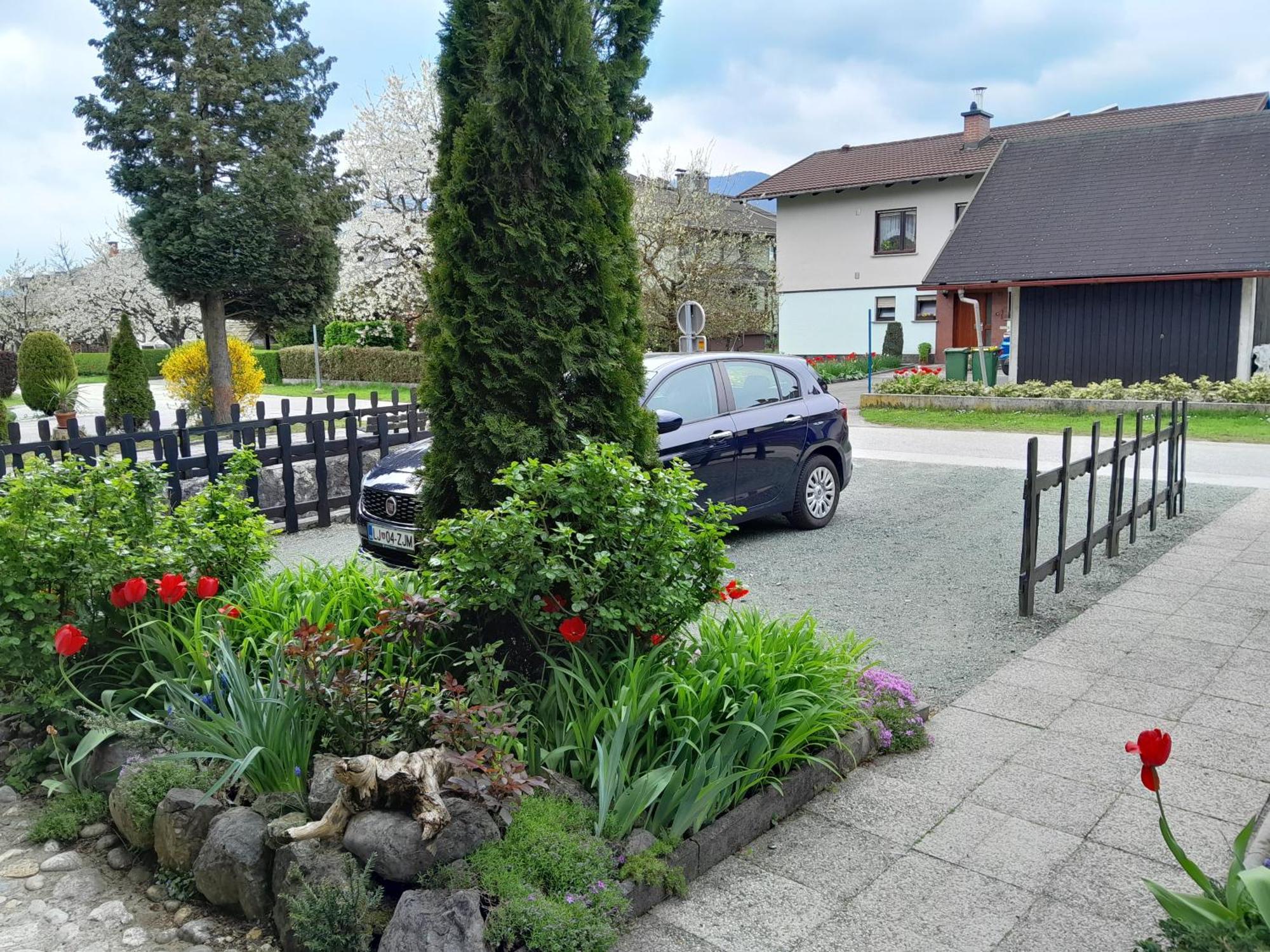 Aparthouse Ani Radovljica Zimmer foto